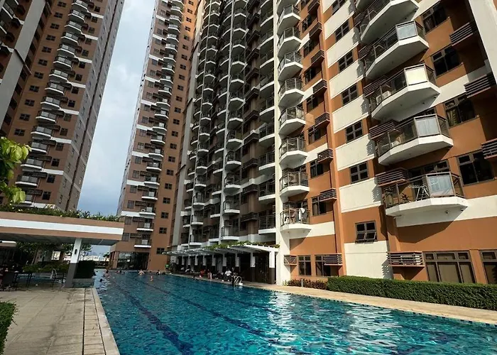Modern Pet Friendly 1br With Balcony Near Airport Moa & Okada Pasay Staycation Wfh Ready Free Pool Acces Gym And Sauna 4*