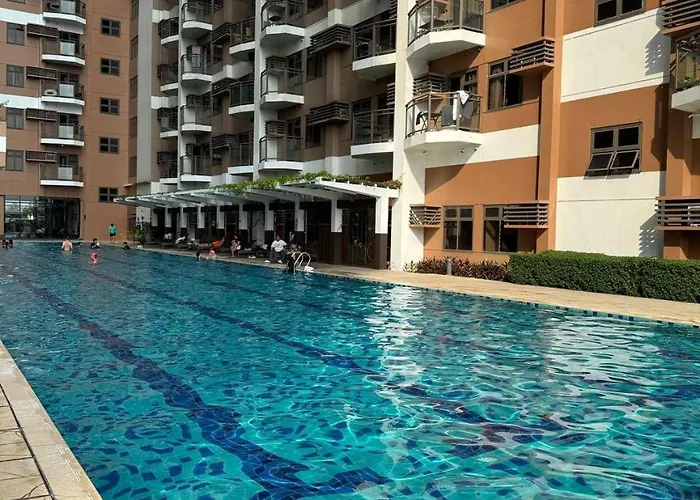 Modern Pet Friendly 1br With Balcony Near Airport Moa & Okada Pasay Staycation Wfh Ready Free Pool Acces Gym And Sauna Manila
