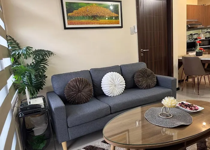 Modern Pet Friendly 1br With Balcony Near Airport Moa & Okada Pasay Staycation Wfh Ready Free Pool Acces Gym And Sauna Manila