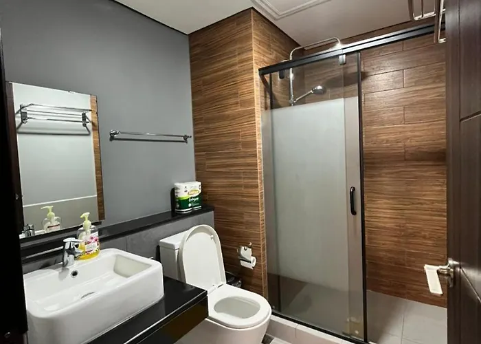 Modern Pet Friendly 1br With Balcony Near Airport Moa & Okada Pasay Staycation Wfh Ready Free Pool Acces Gym And Sauna 4* Manila