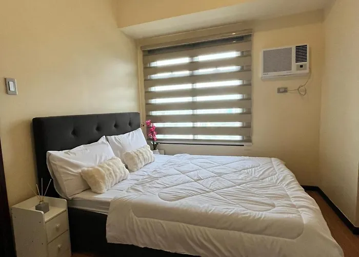 Modern Pet Friendly 1br With Balcony Near Airport Moa & Okada Pasay Staycation Wfh Ready Free Pool Acces Gym And Sauna Apartahotel Manila