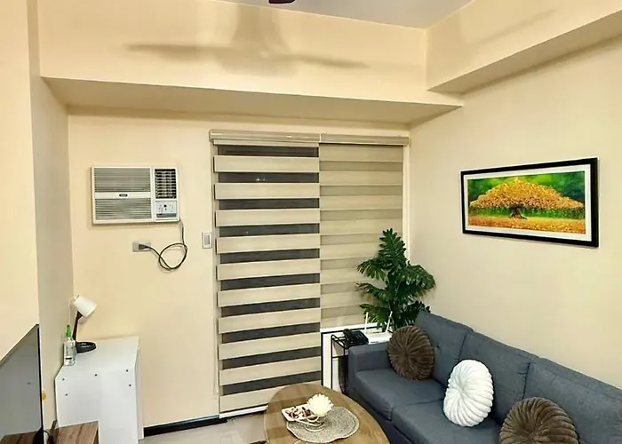 Modern Pet Friendly 1br With Balcony Near Airport Moa & Okada Pasay Staycation Wfh Ready Free Pool Acces Gym And Sauna Apartahotel