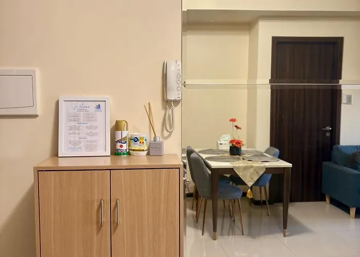 Modern Pet Friendly 1br With Balcony Near Airport Moa & Okada Pasay Staycation Wfh Ready Free Pool Acces Gym And Sauna Apartahotel